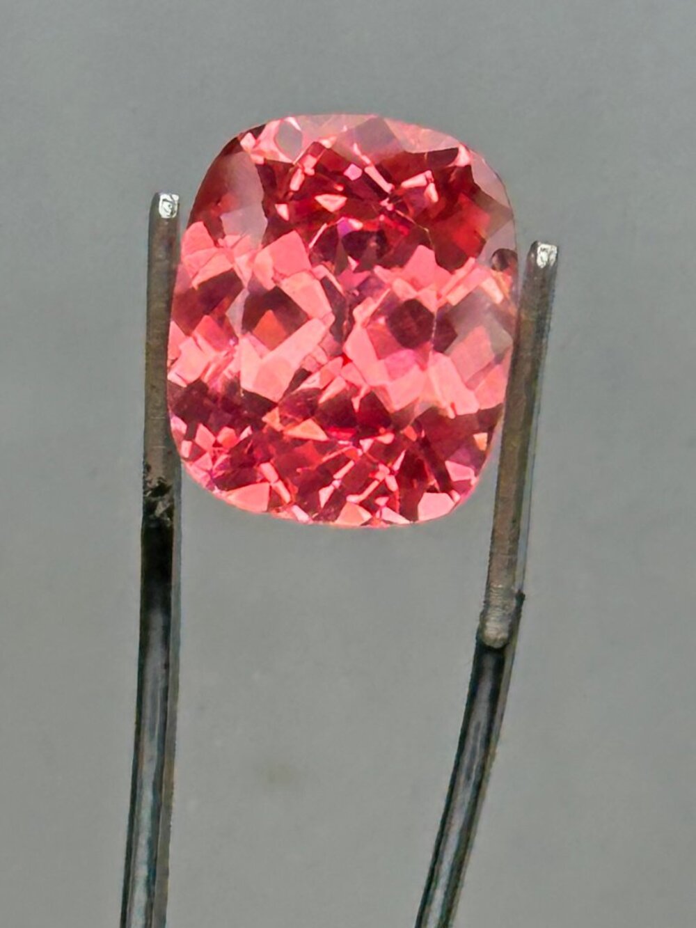 GORGEOUS Watermelon Sapphire Jewel